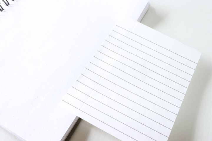 ノート罫線入ふせん（カバー付、30枚） ミシン目