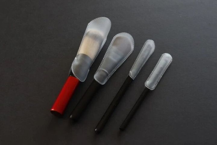 ダイソー メイクブラシカバー 使用例