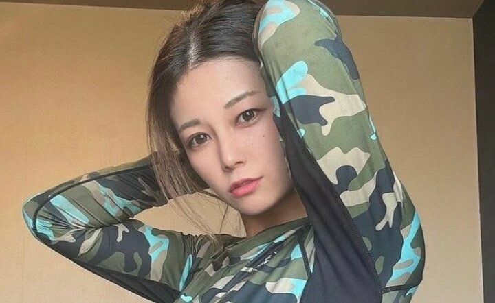 【写真・画像】「福岡のスザンヌ」美人すぎる鳶職人（31歳）、過酷すぎる仕事風景に驚きの声「女のくせに、普通こんなきつい仕事しないですよ」 1枚目