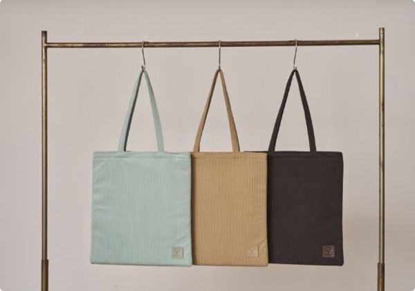 整理収納アドバイザー梶ヶ谷陽子氏プロデュースの「太らない四次元トート」が先行販売