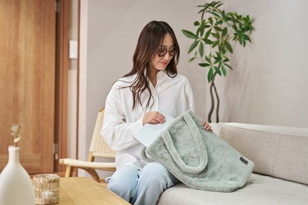 整理収納アドバイザー梶ヶ谷陽子氏プロデュースの「太らない四次元トート」が先行販売