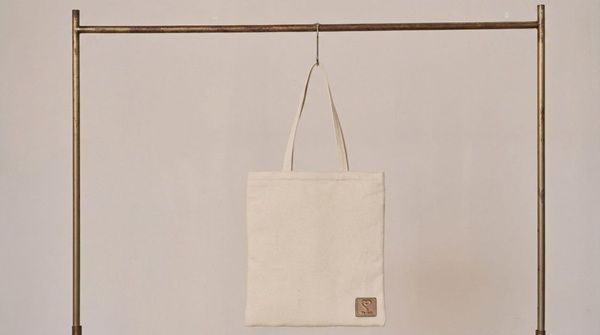 整理収納アドバイザー梶ヶ谷陽子氏プロデュースの「太らない四次元トート」が先行販売