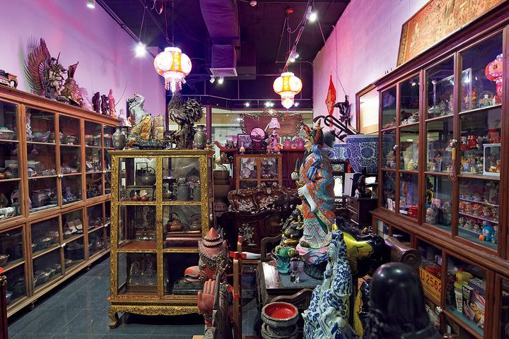 バンコク〈アダル・コレクション〉内観