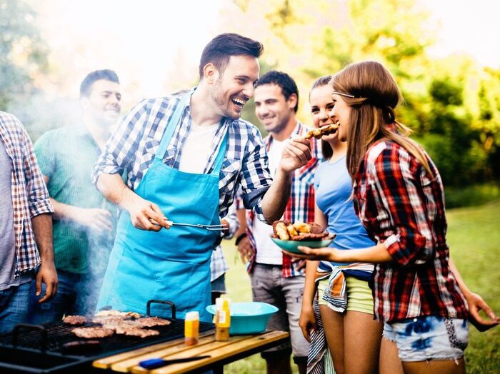 英語で「焼きすぎ」なんて言う？食事シーンで役立つフレーズです【英語クイズ】