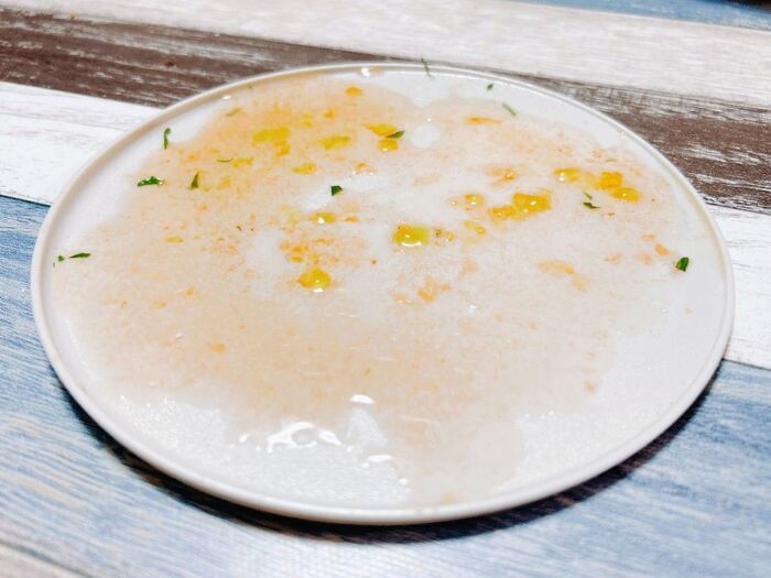 【ダイソー】ただの平皿ではありません！ズボラな私は嬉しすぎて…「これなら何枚あってもイイ♪」