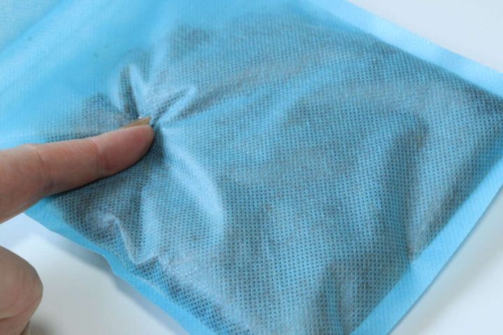 ダイソーの漏れを防ぐ携帯できるトイレ