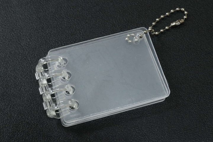 バインダーアルバムキーホルダー