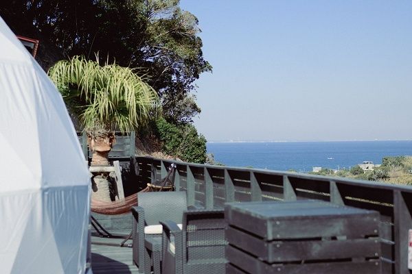 【千葉県館山市】森の静寂に包まれたグランピング施設「SHINON〜森音〜」、期間限定で宿泊費10％OFFに