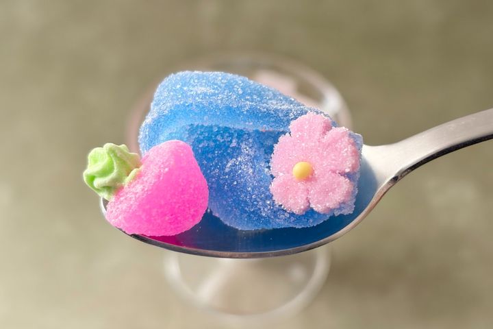 外も中も甘～い♡“乙女心”をくすぐる【ひな祭り】のお菓子、みっけ！