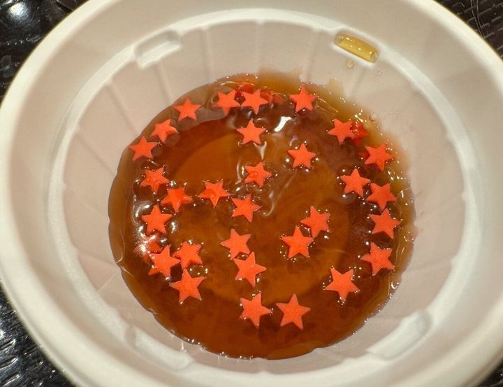 別添えの星をつけて自分で作れる仕様に