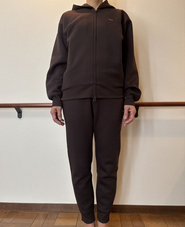 【写真】170センチ普通体型でLサイズを着用した様子