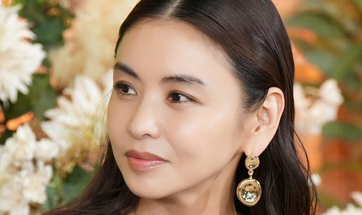 【写真・画像】「離婚がよぎったことは？」3児の母・滝沢眞規子（47）、結婚生活25年を振り返り本音で回答 1枚目