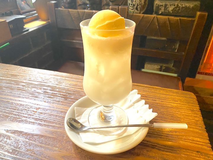 「さぼうる」クリームソーダ5