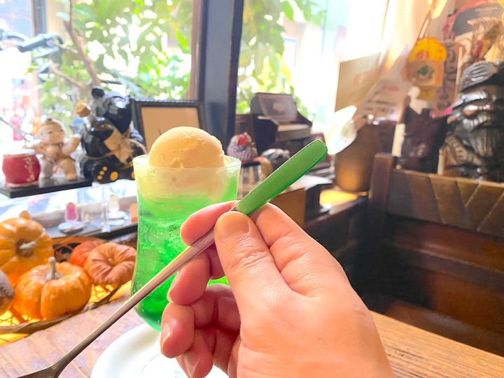 「さぼうる」クリームソーダ2