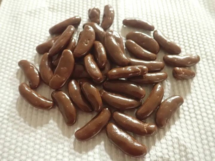 DAISO(ダイソー)：でん六 柿の種チョコ 34g