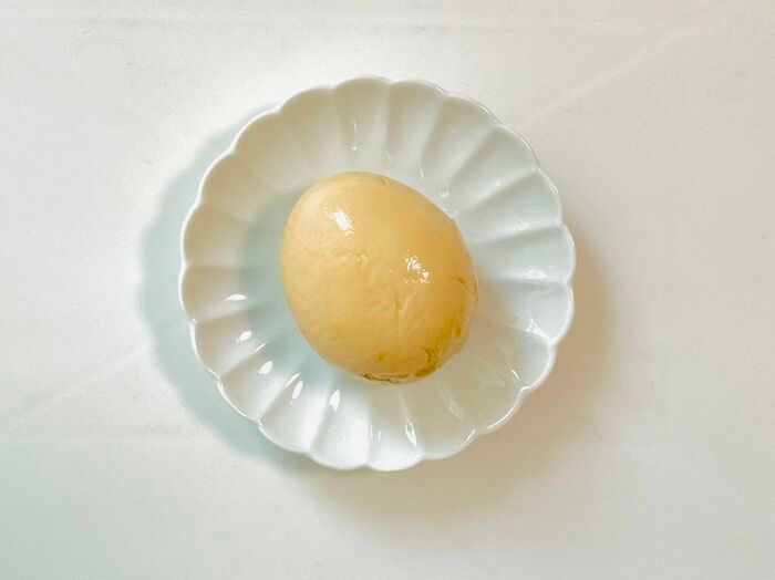 調味料ドバドバ使うのやめた！たった「大さじ1」で作れる【節約味玉】が我が家の定番に