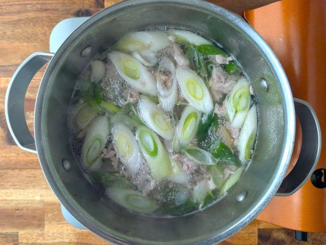 長ネギを入れる