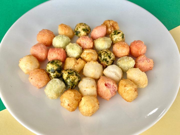 パッケージが全部可愛い！小粒で食べやすい！【カルディ】5種類の味が楽しめる「ひにゃあられ」