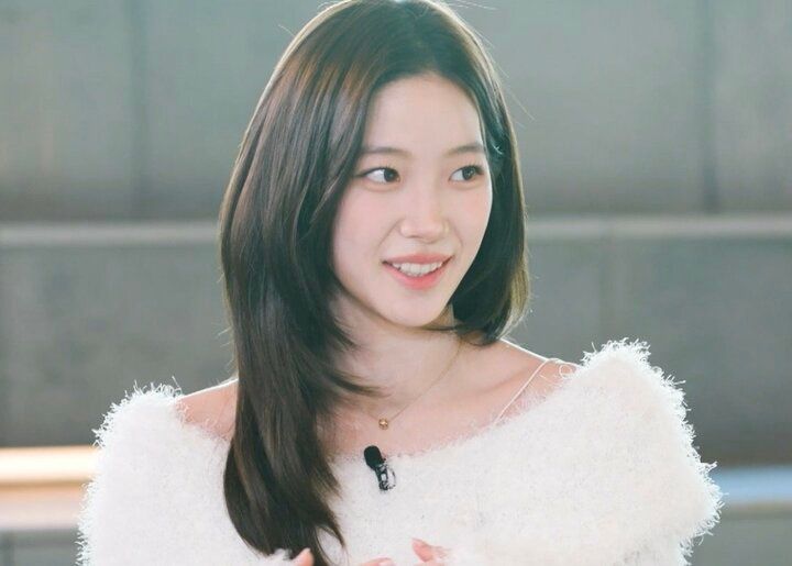 【写真・画像】脚の長さが際立つレオタード姿に驚き！オランダのバレエ団に所属していたカズハ、スカウトからデビューまでの道のり明かす 1枚目