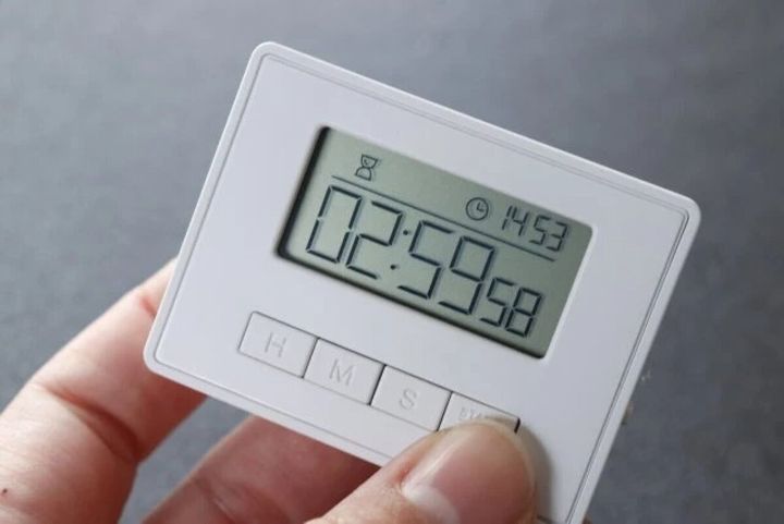 ダイソー 時計付キッチンタイマー