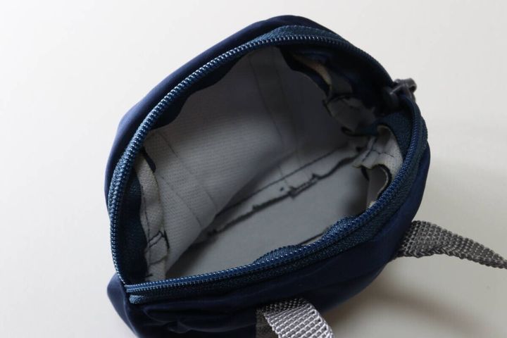 セリアスクールバッグ風ミニポーチシンプル