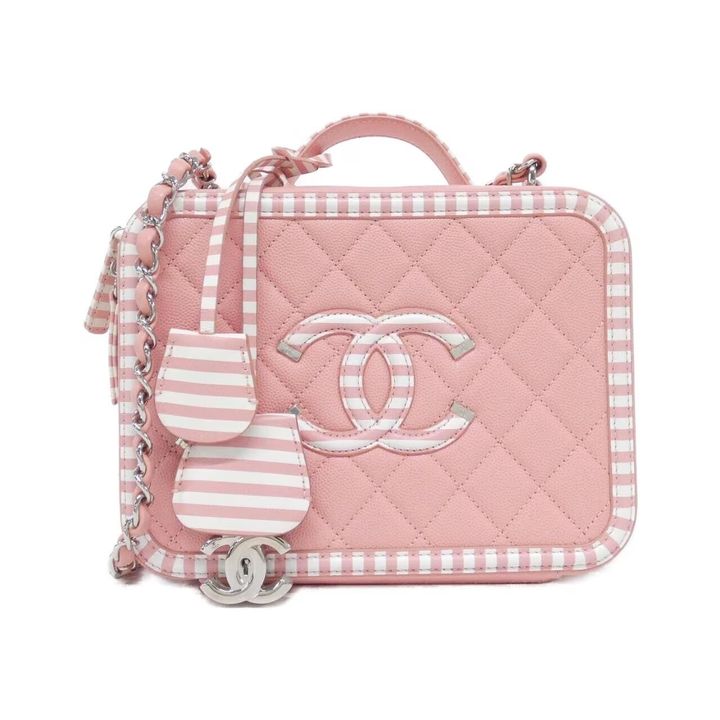 シャネルのピンクのバニティチェーンショルダー