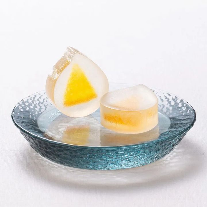 琥珀糖せとかの雫の透明感あるビジュアル