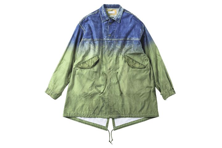 〈トルク〉のコート