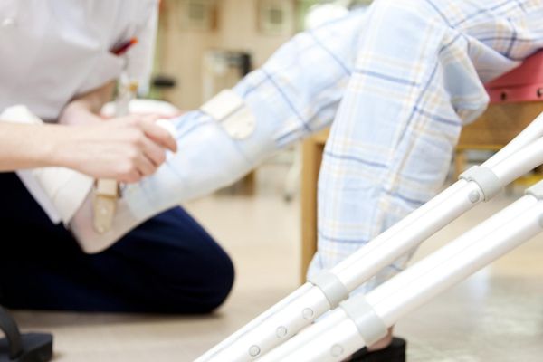 すぐ骨を折る！これも定年女子あるある