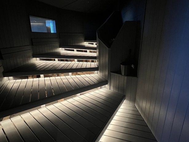 座面がらせん階段状になっている「ARC」