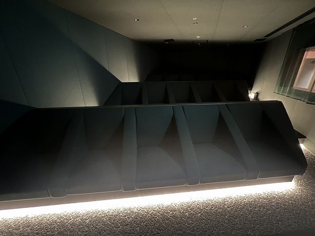 仮眠という意味の「NAP」と名付けられた休憩スペース