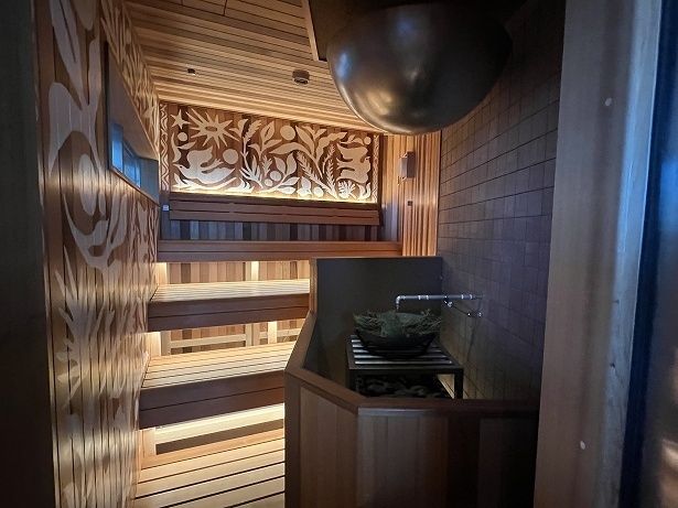 ハーバルに特化したサウナ室「LEAVES」