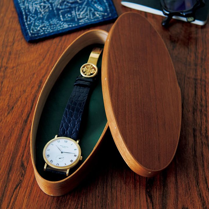 〈パテック フィリップ〉の「カラトラバ」