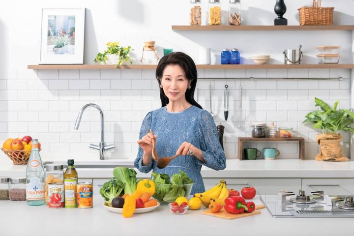 現在81歳【松原智恵子さん】の食卓拝見！ 若々しさのために毎食、欠かさずに食べる一品とは？