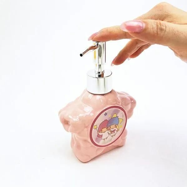 星型シルエットのキキララソープディスペンサー