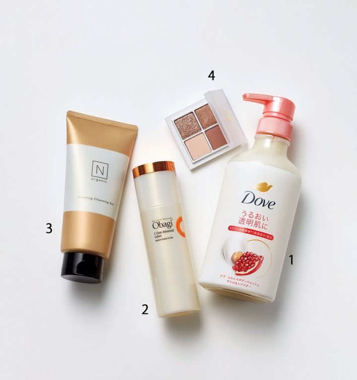 吉田朱里の2025年下半期溺愛コスメ4選。Dove ダヴ ふわとろボディウォッシュ、Obagi C オバジシー クリアアドバンスドローション、N organicエヌオーガニック Basic スージング クレンジングジェル、ビーアイドル b idol THE アイパレR 08