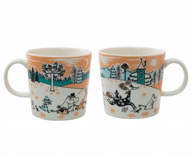第1弾の「ムーミンバレーパーク」限定デザインのMOOMIN ARABIAマグ