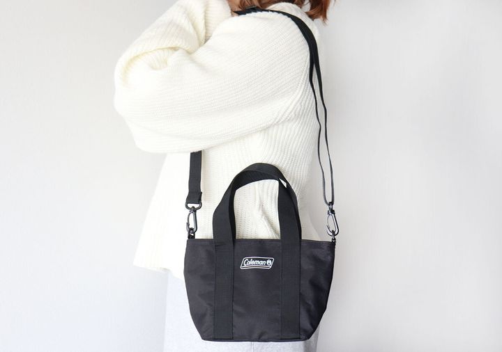 宝島社雑誌付録のオトナミューズ4月号のColeman（コールマン）着脱可能なショルダーストラップ付きミニトート2