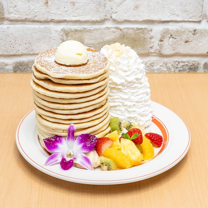 Eggs’n Things「16 Stack Pancakes!」