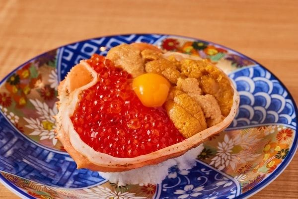 【福岡県福岡市】寿司×日本酒・ナチュールワイン「博多Hana」がオープン！開店記念の期間限定特典も