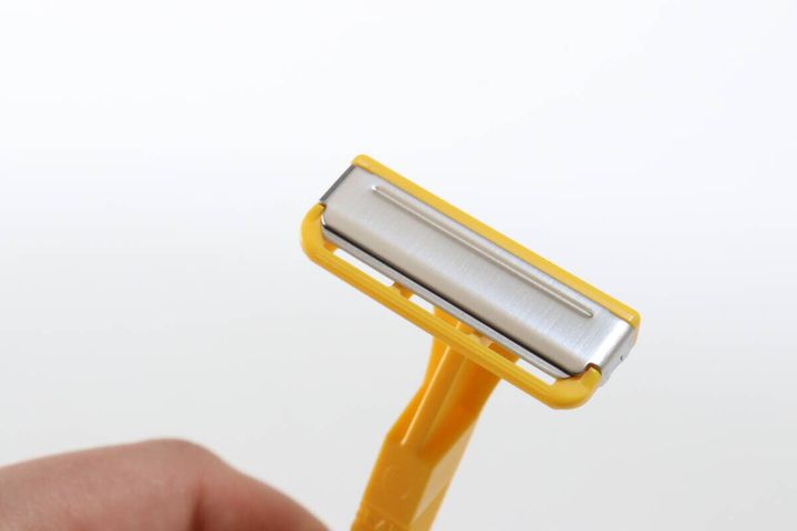 厚刃1枚刃カミソリ 刃の厚さ