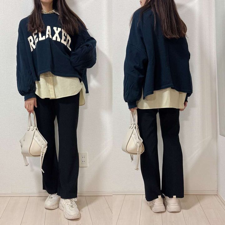 GUドルマンスリーブストライプシャツのスウェットレイヤードコーデ