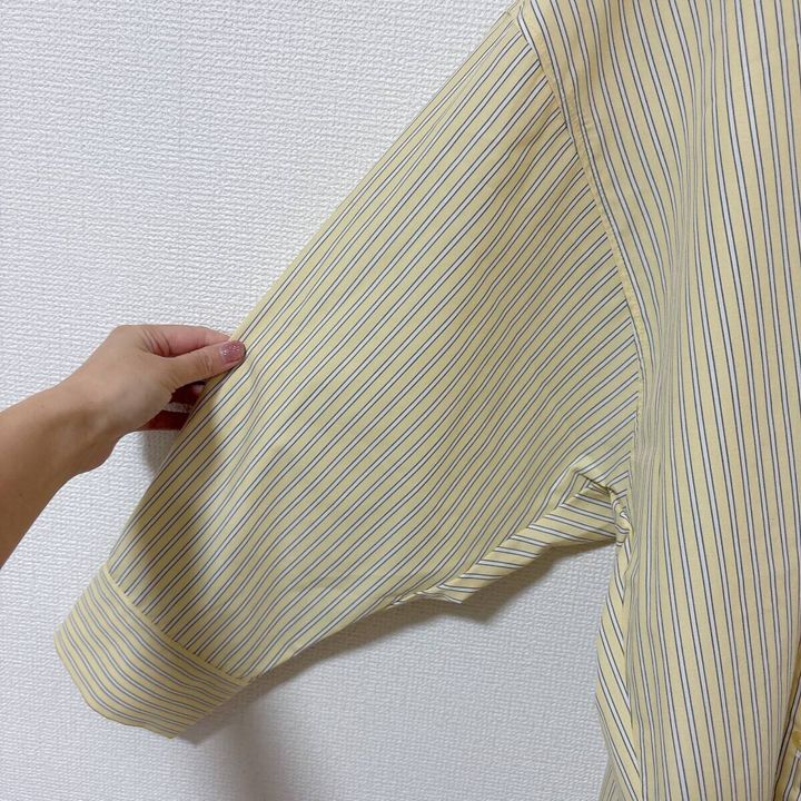 GUドルマンスリーブストライプシャツ ドルマンスリーブ部分