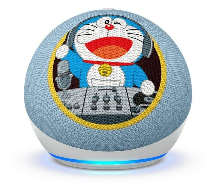 時刻の案内に加え、ドラえもんからひと言メッセージがもらえる 