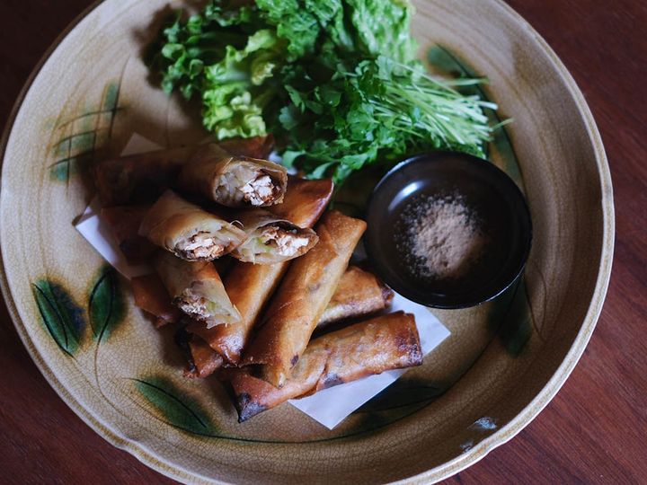 鶏肉と椎茸、葱の春巻
