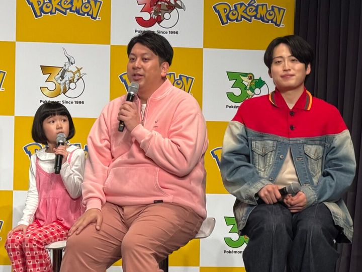 トークセッションでは、巨大な年表を使いながら、幼少期に触れたポケモンの思い出や印象に残っている作品について語り合い、会場は終始和やかな雰囲気に包まれていました。