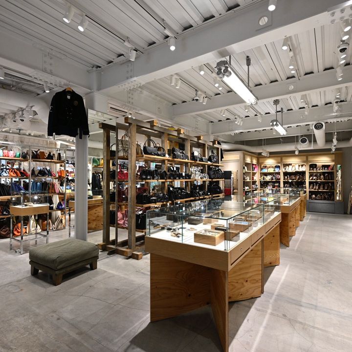 KOMEHYO VINTAGE TOKYO atelierの店内