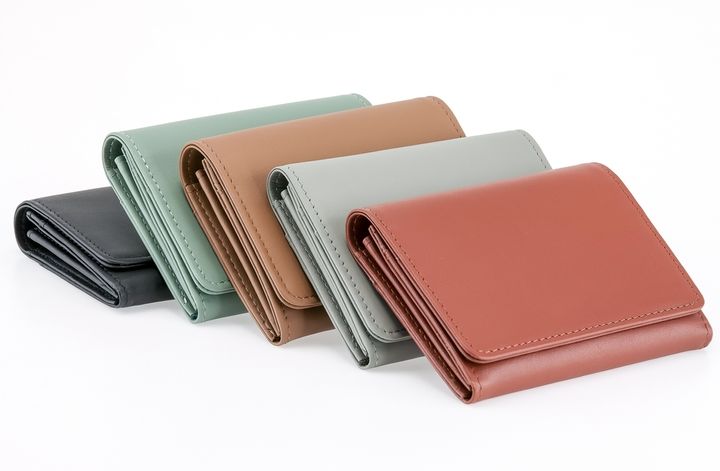 豊富なカラー展開の名刺入れ 