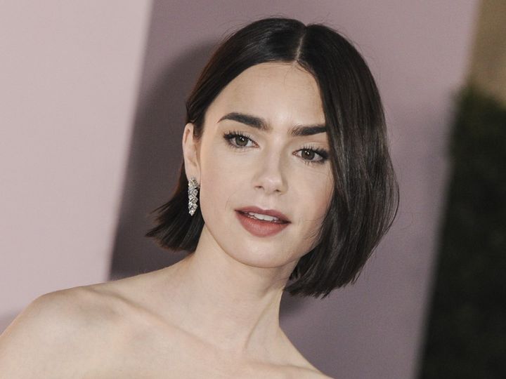 リリー・コリンズがオードリー・ヘプバーン役 『ティファニーで朝食を』舞台裏映画制作 （C）AFLO width=