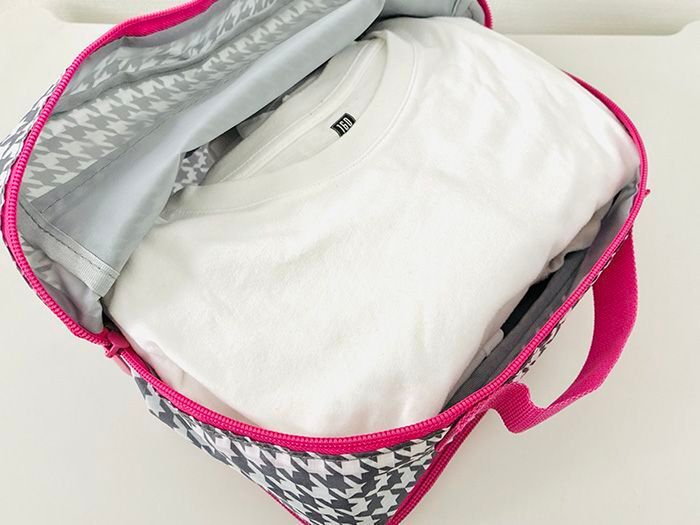 【紀ノ国屋】春に持ちたいおしゃれポーチを〈付録〉でゲット。この収納力は見過ごせない～！！